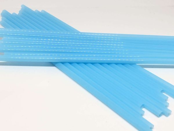 Pajitas azul claro